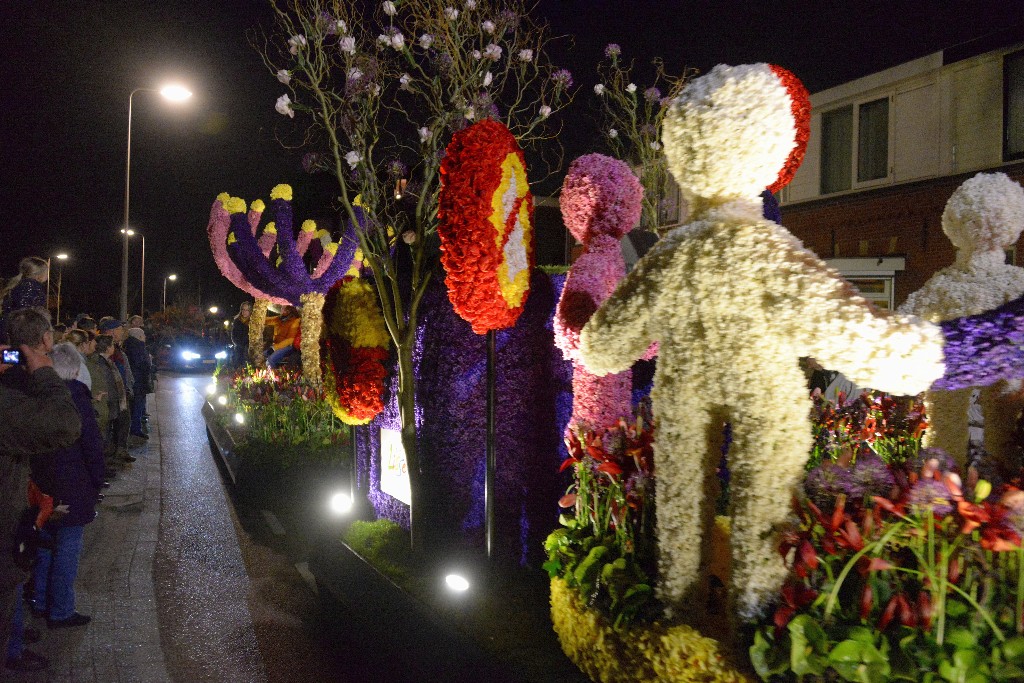 ../Images/Verlicht corso Noordwijkerhout 2019 049.jpg